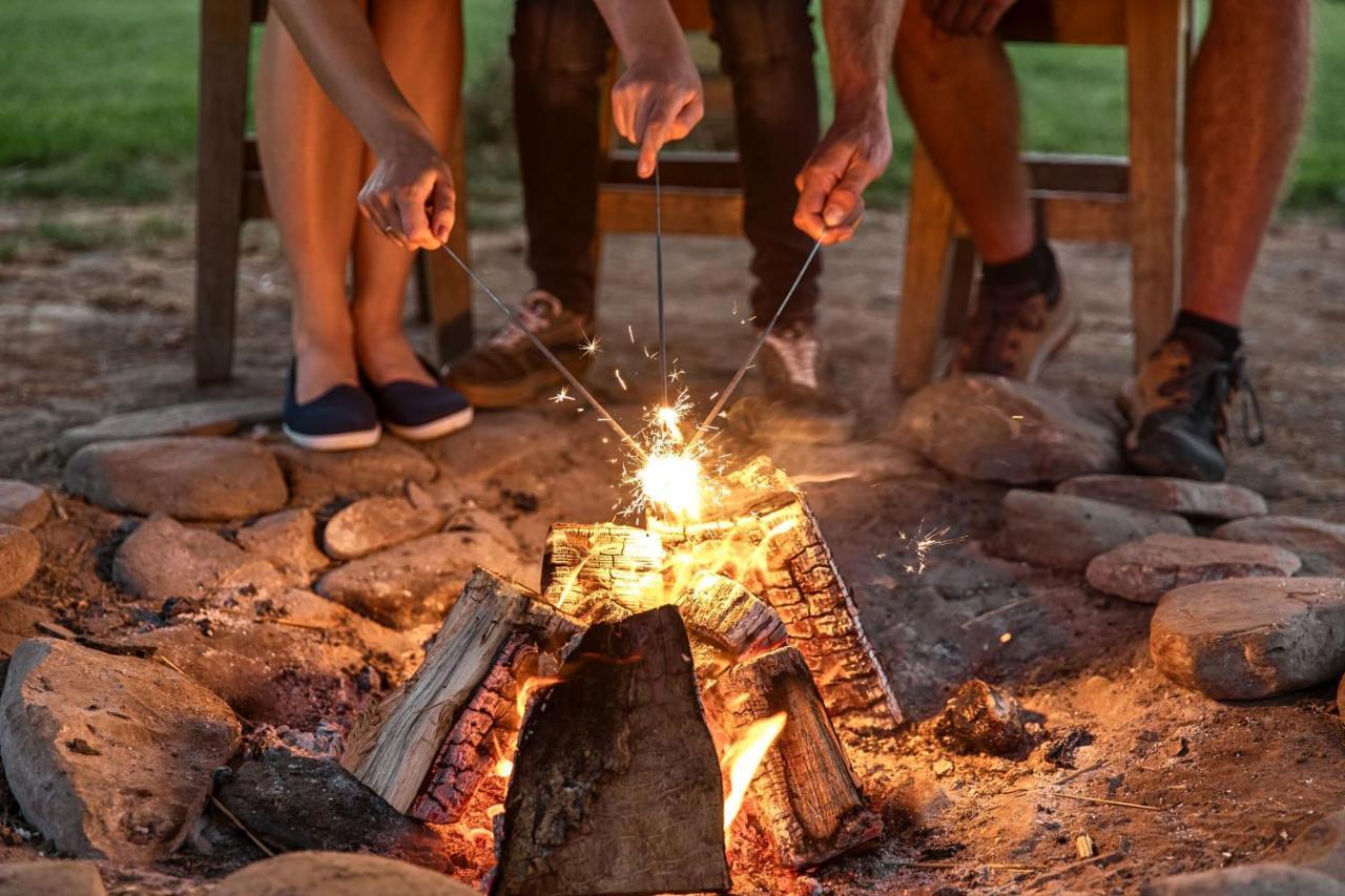 Horsley Hale Farm Glamping Ξενοδοχείο Ely Εξωτερικό φωτογραφία