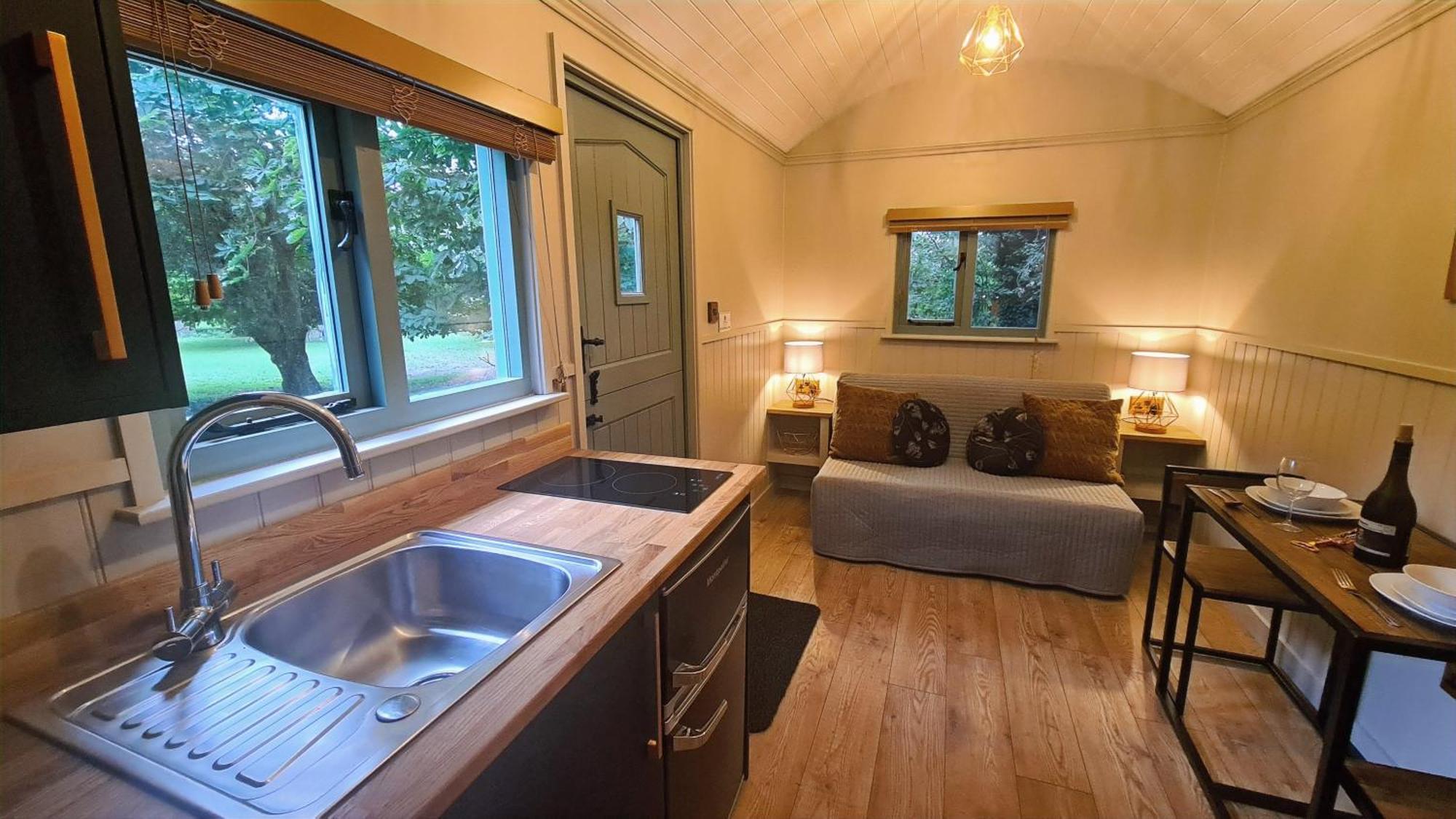 Horsley Hale Farm Glamping Ξενοδοχείο Ely Εξωτερικό φωτογραφία