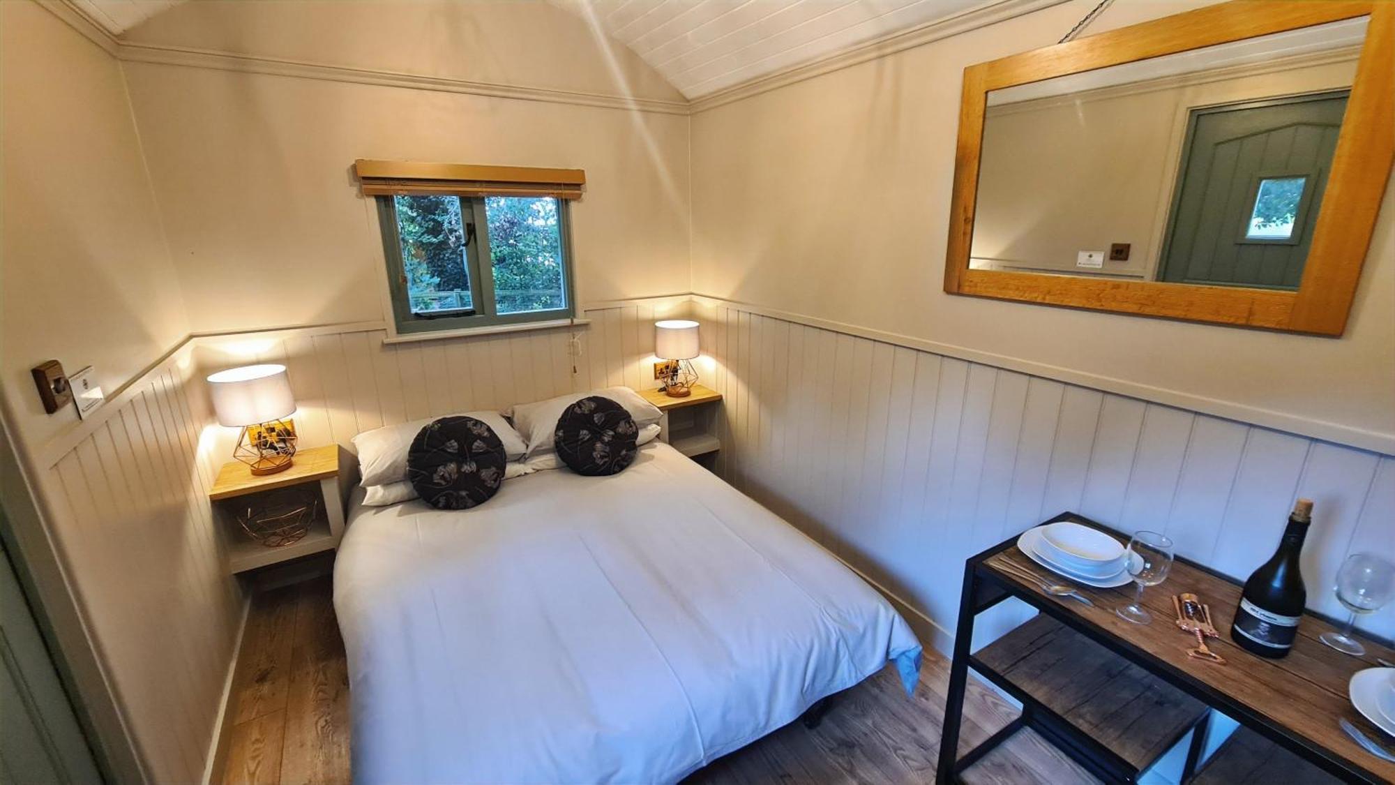 Horsley Hale Farm Glamping Ξενοδοχείο Ely Δωμάτιο φωτογραφία
